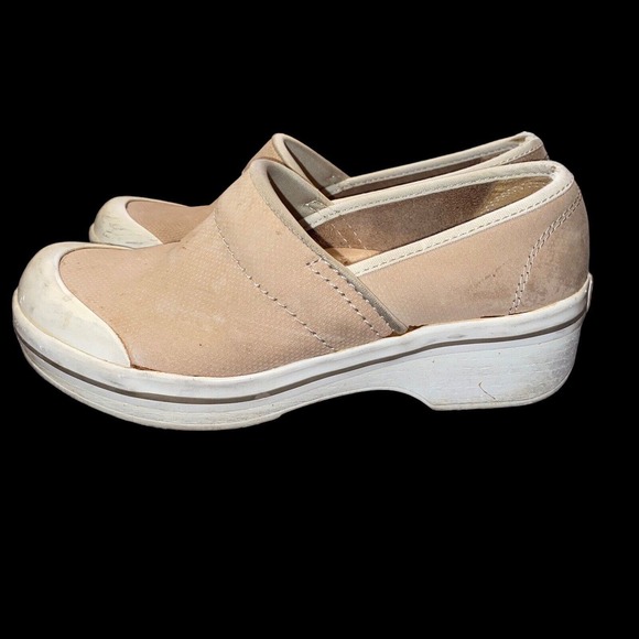 Dansko Shoes - Dansko Tan Clogs Size 36